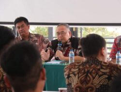 Tingkatkan Kapasitas Perangkat Desa, Wabup : Layanan Publik Adalah Prioritas