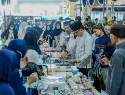 Safari Ramadhan Hari ke-4, Walikota Bogor Kunjungi Bazar dan Menjenguk Warga