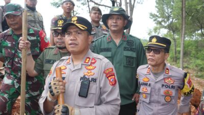 Bersama Tim Gabungan, Kapolres Sukabumi Lakukan Penutupan Tambang Emas Ilegal