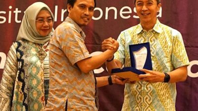 Dedie Rachim Sabet 2 Penghargaan dari Universitas Indonesia