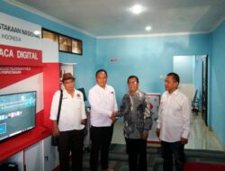 Ketua Umum PWI Pusat Resmikan Pojok Baca Digital PWI Jabar