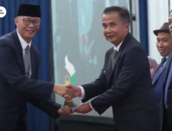 Pemkota Sukabumi Raih Penghargaan Badan Publik Informatif