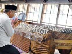 Bey Machmudin Ucapkan Belasungkawa atas Berpulangnya Solihin GP 