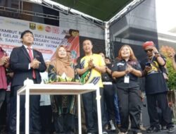 Media Jejak informasi Santuni Ratusan Anak Yatim dan Gelar Hiburan Musik di Ajang Anniversary ke-5
