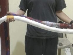 Kedapatan Membawa 2 Kain Sarung Dimodif Kabel Baja, 6 Remaja Diamankan Polisi