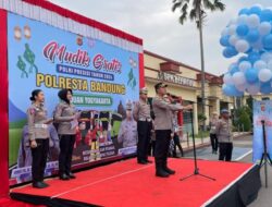 150 Pemudik Gratis Menuju Jawa Tengah Dilepas Wakapolresta Bandung