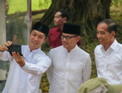 Dampingi Presiden Bagikan Sembako, Bima – Dedie Pamitan ke Jokowi