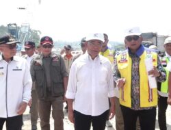 Wabup Sukabumi Dampingi Menko PMK Tinjau Lokasi Longsor Tol Bocimi KM 64