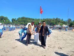 Operasi Semut, Bersihkan Pantai Karanghawu Pasca Libur Lebaran