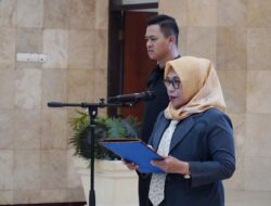 Pimpin Upacara Hari OTDA ke-28, Sekda Sampaikan Pesan Mendagri
