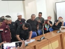Aksi Damai ‘Gabungan Wartawan Sukabumi’ yang Menolak RUU Penyiaran Disambut Baik Ketua dan Anggota DPRD