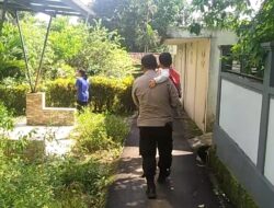 Anggota Poksek Cibadak Selamatkan Anak, Nyaris Keserempet Kendaraan