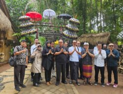 Pelajari Tata Kelola Desa Digital, Bupati Sukabumi Kunjungi Desa Digital Terbaik di Indonesia