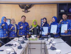 Sekda Kota Bogor Serahkan SK Kepada Tiga PPPK, Ini Arahannya