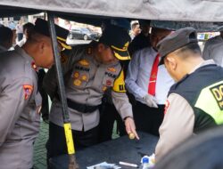 Hari Pertama Jabat Kapolres Sukabumi, AKBP Samian Langsung Tes Urin Ratusan Anggotanya