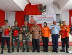 Basarnas Anugrahkan Penghargaan Kepada Unsur SAR Kabupaten Sukabumi