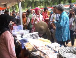 Tim Penilai P2WKSS Prov Jabar Kunjungi Kampung Bitung Cikidang