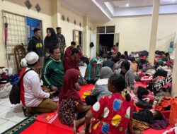 Wakil Ketua DPRD Kab Sukabumi Usep Kunjungin Korban Bencana di Cikembar dan Cisaat