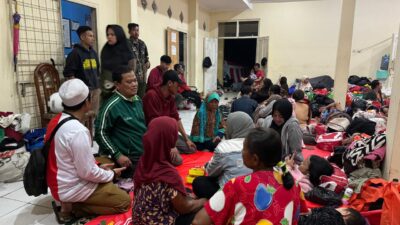 Wakil Ketua DPRD Kab Sukabumi Usep Kunjungin Korban Bencana di Cikembar dan Cisaat