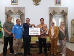 Permabinda Serahkan Bantuan Untuk Korban Bencana di Kabupaten Sukabumi