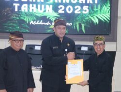 Pemkab Sukabumi Anugrahkan Penghargaan SAKIP kepada Bapenda