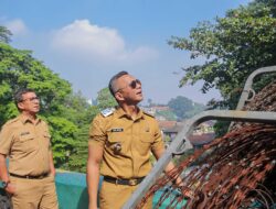 Tindaklanjuti Arahan Presiden Terkait Penataan Reklame dan Sampah, Wakil Wali Kota Bogor Lakukan Inspeksi
