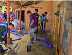 Warga Desa Terharu, PLN Hadir Membantu Pasca Banjir Bandang di Kabupaten Sukabumi