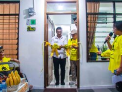 Alumni Regina Pacis Bogor Bedah Rumah Guru Stenografi