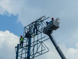 Pemkot Bogor Kembali Tertibkan Billboard dan Reklame Tak Berizin