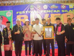 Wali Kota Bogor Dianugrahi Gelar Kehormatan “Pendekar Pencak Silat Jawa Barat”