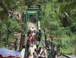 Masyarakat Kecamatan Cimanggu Sambut Gembira Peresmian Jembatan Gantung Leuwi Sintok
