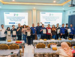Pemkot dan DPRD Kota Bogor Bagikan Ijazah Gratis untuk Warga