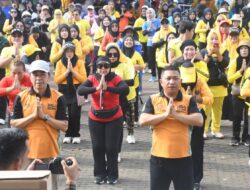 Masyarakat Antusias Ikuti Jalan Santai dan Senam Gurilaps Meriahkan Milangkala ka-155 Kabupaten Sukabumi