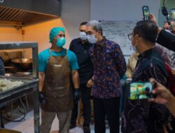 Pastikan Prosedur dan SOP Dipenuhi, Wali Kota Bogor Bersama Tim Satgas Pengawasan MBG Tinjau Dapur SPPG