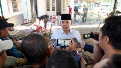 Banjir Berkah Idul Adha, Heri Gunawan Salurkan Puluhan Sapi dan Kambing Kurban