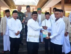 Pemkab Sukabumi Gelar Khatam Akbar dan Luncurkan Gerakan Wakaf 1 Juta Al-Qur’an