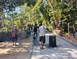 Pengaspalan Jalan Tegalcaringin–Cimarinjung Dilanjutkan, Warga Ciwaru Sambut Positif