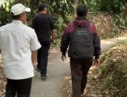 Tembus Medan Terjal dengan Berjalan Kaki, Pimpasa Imigrasi Sukabumi Telusuri Keberadaan WNA Tiongkok di Pelosok Desa Kalaparea